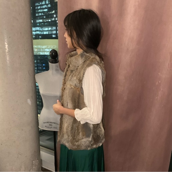 Vintage Michael Kors Real Rabbit Fur Vest - Picture 3 of 9